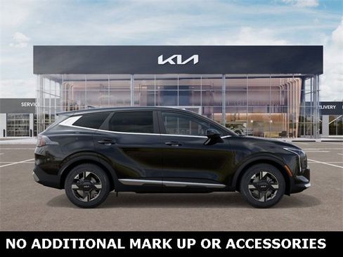 New 2026 Kia Sportage LX image 7