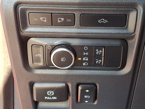 Certified 2021 Ford F150 Platinum w/ Equipment Group 701A High AWD/4WD image 24