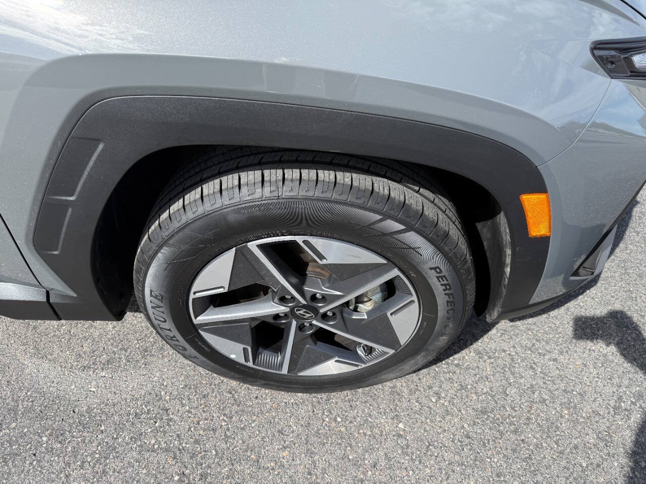 Used 2025 Hyundai Tucson SEL AWD/4WD image 14