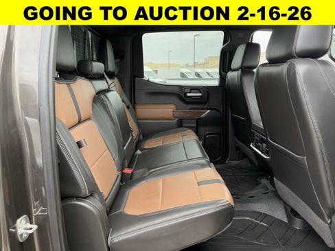 Used 2021 Chevrolet Silverado 1500 High Country w/ Technology Package image 30