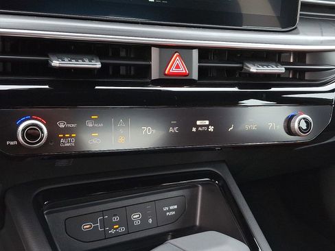 New 2026 Kia K5 GT-Line image 8