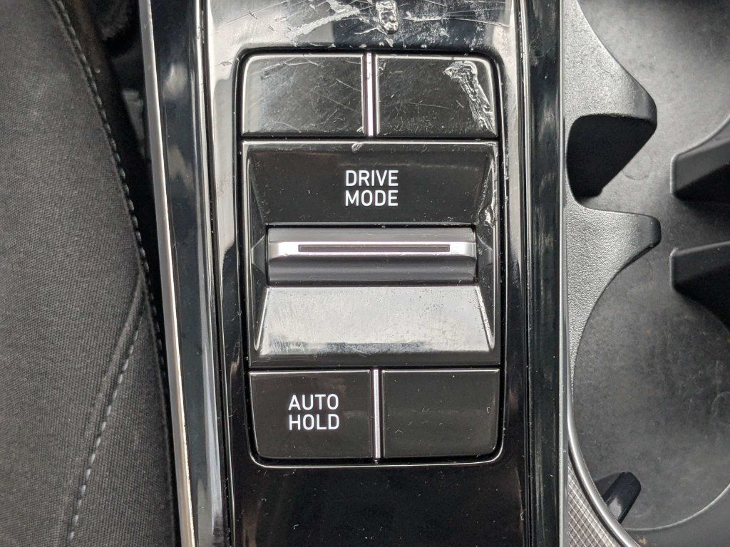 Used 2021 Hyundai Sonata SEL FWD image 28