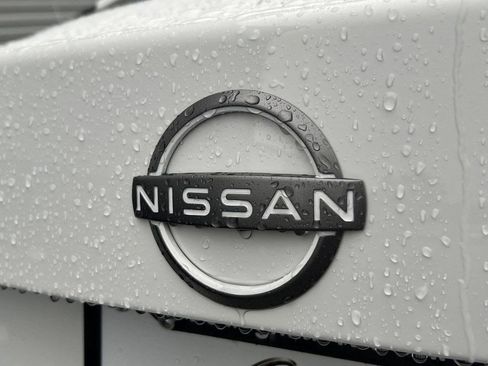 Used 2025 Nissan Sentra SV w/ All-Weather Package image 8