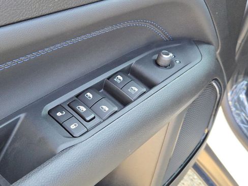 New 2026 Jeep Compass Limited image 22