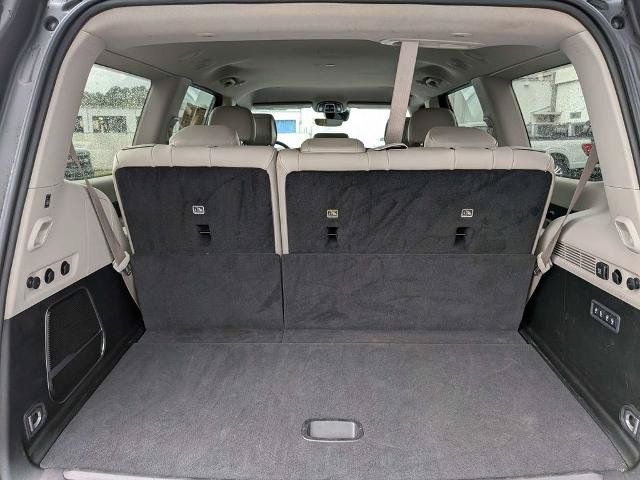 Used 2022 Jeep Wagoneer Series III RWD image 11