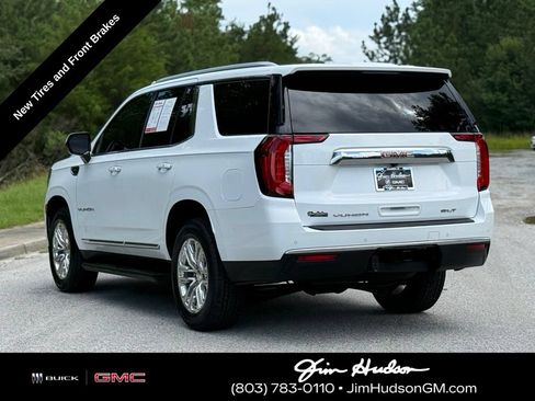 Used 2021 GMC Yukon SLT w/ Rear Media and Nav Package AWD/4WD image 12