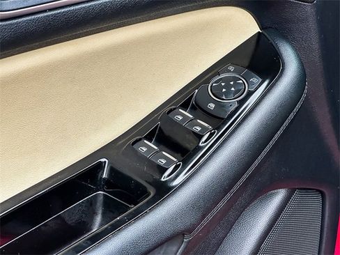 Used 2020 Ford Edge SEL w/ Convenience Package image 11