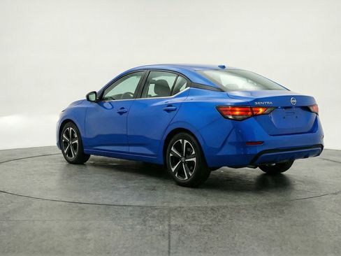 Used 2025 Nissan Sentra SV image 6