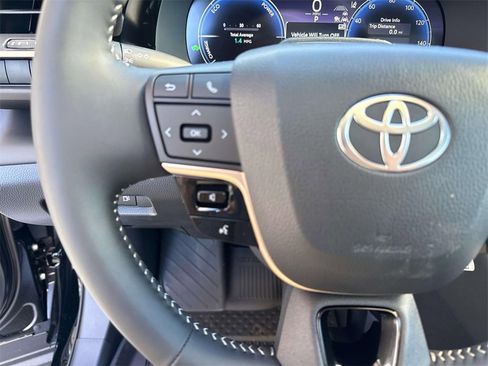 New 2026 Toyota Crown Limited w/ Advanced Technology Package image 21
