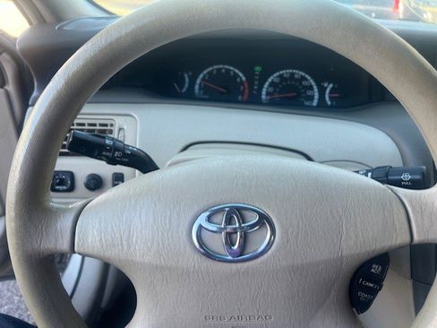 Used 2001 Toyota Avalon XL image 8