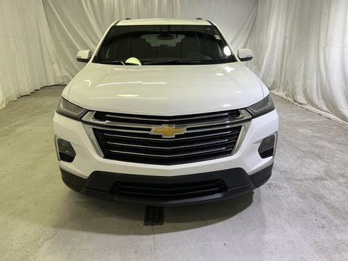 Certified 2023 Chevrolet Traverse LT FWD image 3