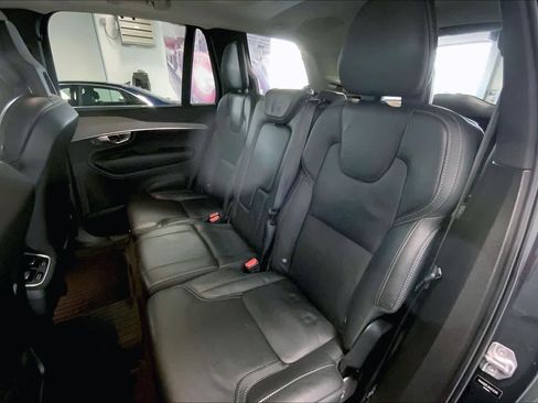 Used 2021 Volvo XC90 T6 Inscription w/ Climate Package image 29