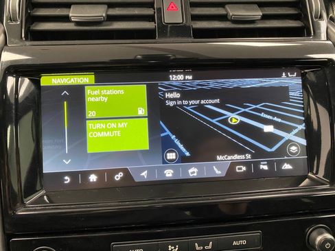 Used 2017 Land Rover Discovery HSE Luxury image 32