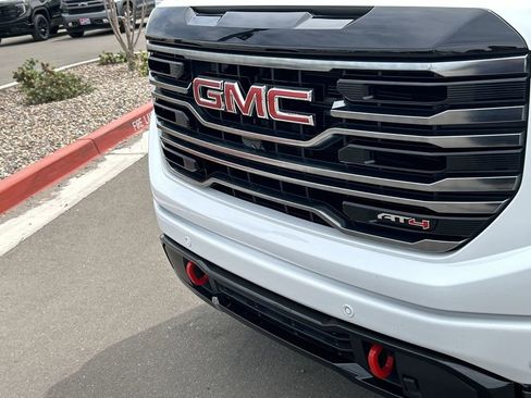 Used 2025 GMC Sierra 1500 AT4 w/ AT4 Premium Package image 31
