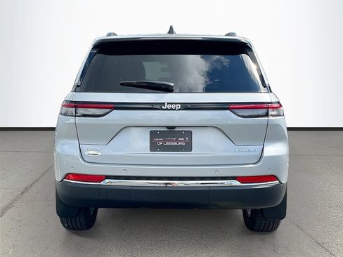 New 2026 Jeep Grand Cherokee Laredo AWD/4WD image 6