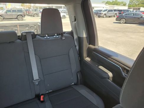 Used 2025 Chevrolet Silverado 2500 LT w/ Convenience Package AWD/4WD image 17