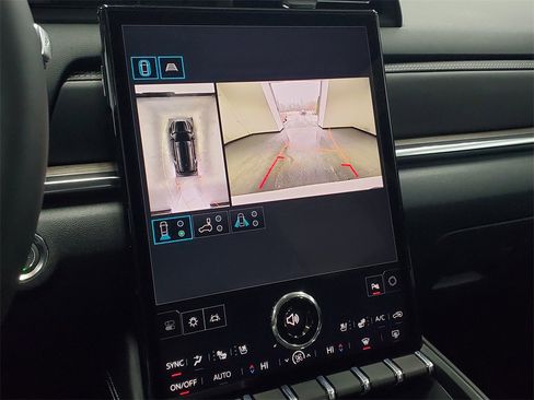 New 2026 GMC Terrain Denali w/ LPO, Black Badging Package image 22