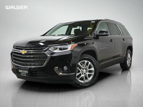 Used 2020 Chevrolet Traverse LT image 1