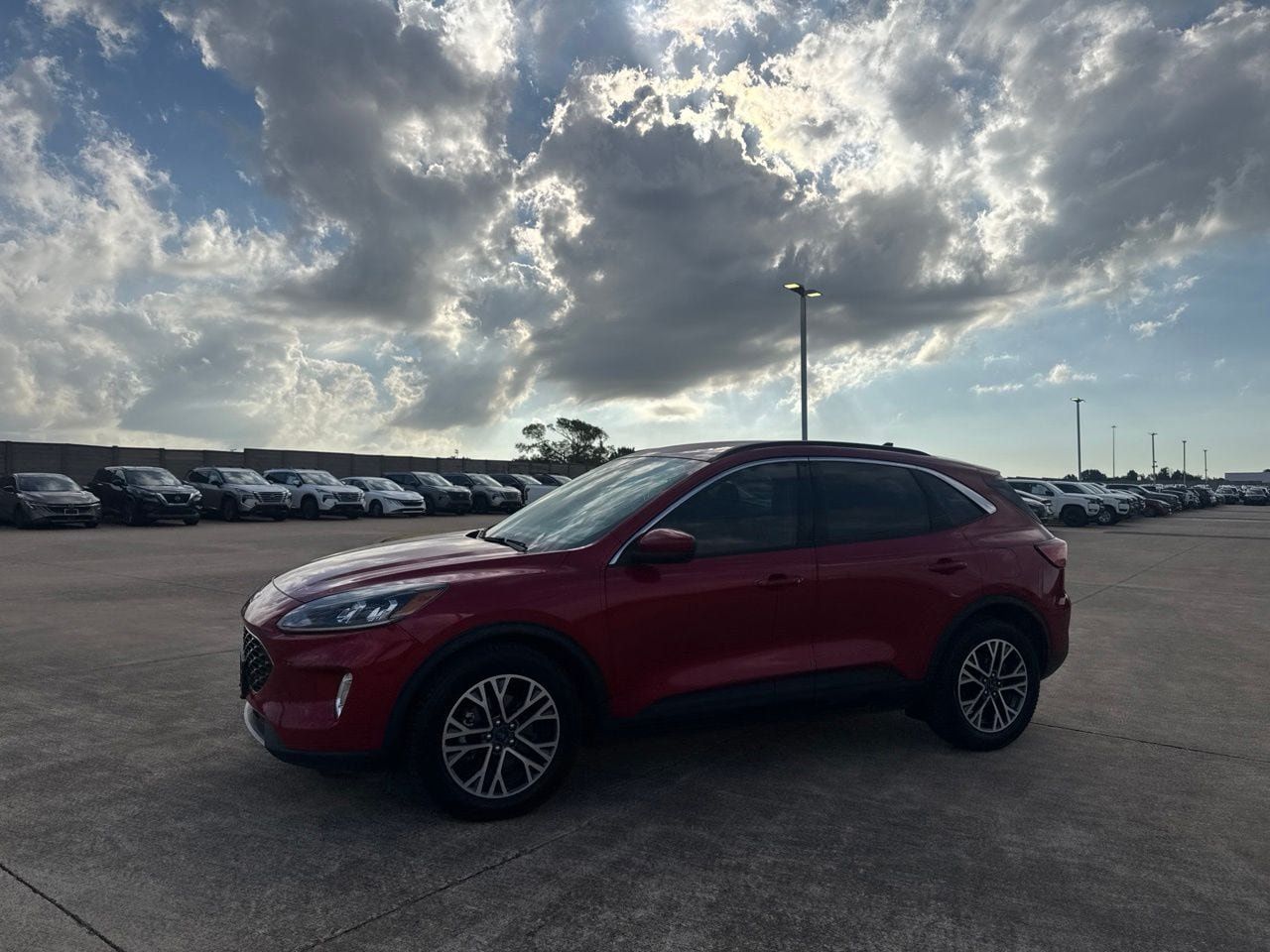 Used 2020 Ford Escape SEL FWD image 12