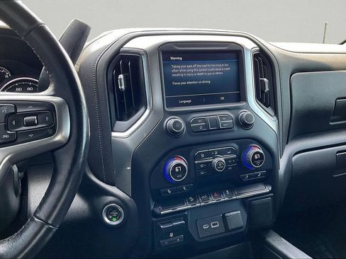 Used 2021 Chevrolet Silverado 1500 LT Trail Boss w/ Bed Protection Package AWD/4WD image 10