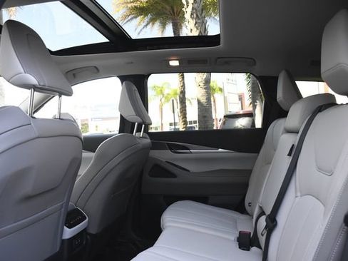 New 2026 INFINITI QX60 Pure image 27