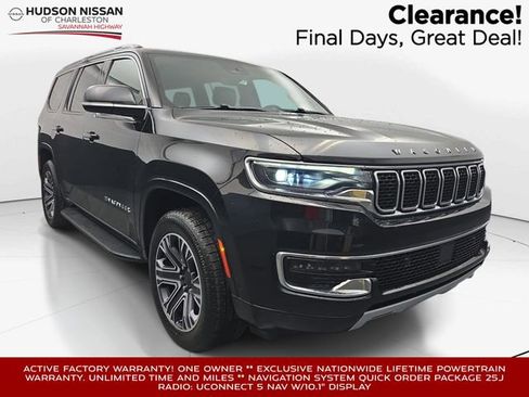 Used 2024 Jeep Wagoneer Series II w/ Flexible Seating Group image 1