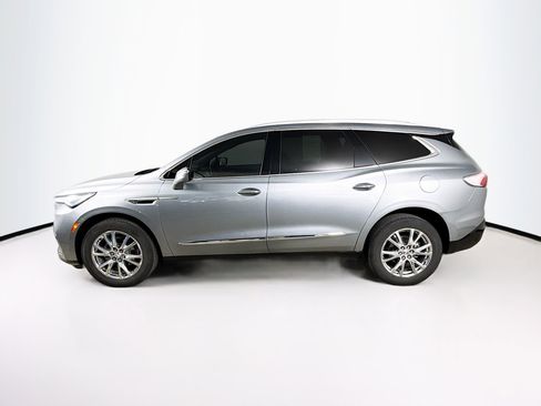 Used 2023 Buick Enclave Essence w/ Experience Buick Package image 7