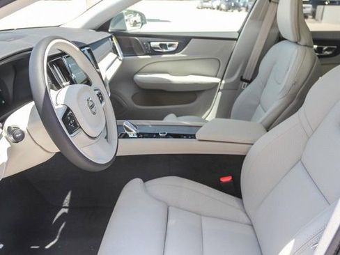 New 2025 Volvo V60 B5 Cross Country Ultra w/ Protection Package Premier image 24