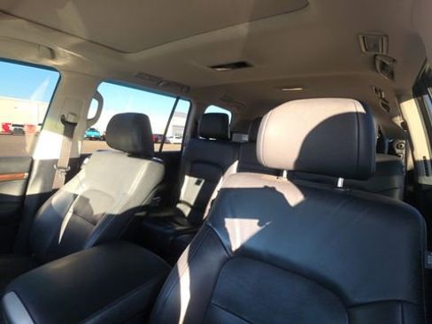 Used 2018 Toyota Land Cruiser image 14