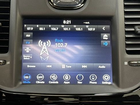 Used 2023 Chrysler 300 S w/ Comfort Group image 21