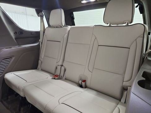 New 2026 GMC Yukon Denali w/ Sun & Power Step Package AWD/4WD image 36