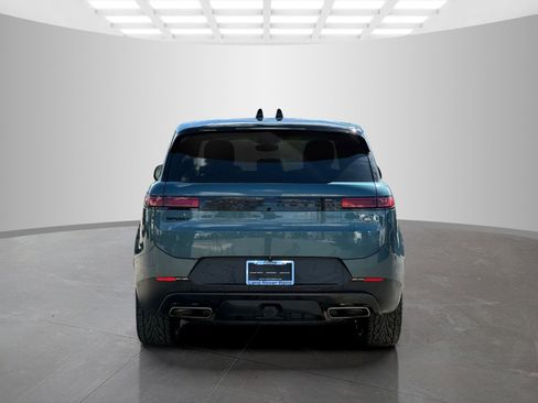 Used 2023 Land Rover Range Rover Sport SE image 6