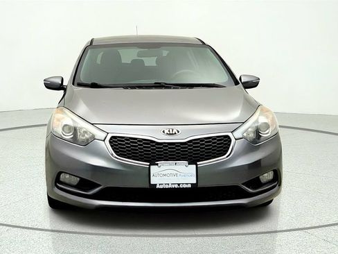 Used 2016 Kia Forte LX w/ LX Popular Plus Package FWD image 2