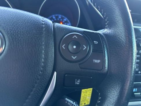 Used 2017 Toyota Corolla iM image 13