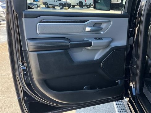 Used 2021 RAM 1500 Big Horn image 8