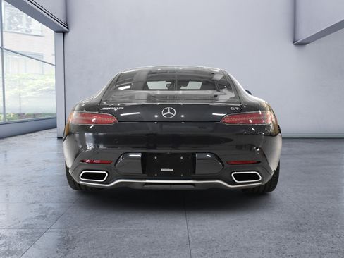 Used 2017 Mercedes-Benz AMG GT Coupe image 4