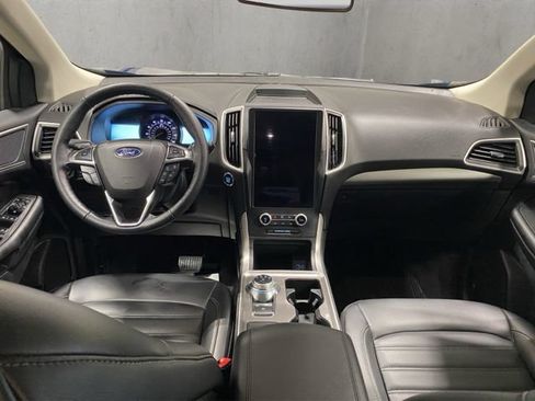 Certified 2023 Ford Edge SEL w/ Convenience Package AWD/4WD image 2