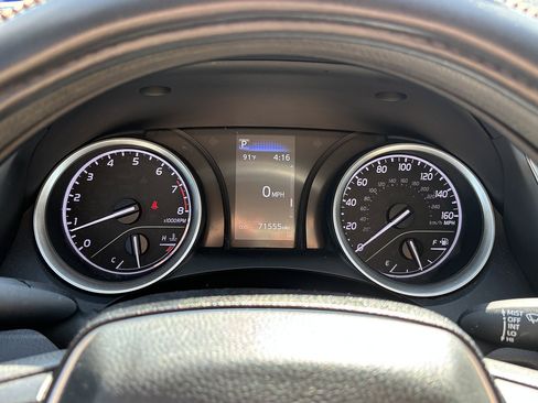 Used 2021 Toyota Camry LE FWD image 12
