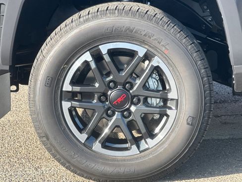 New 2026 Toyota Tacoma TRD Sport AWD/4WD image 32