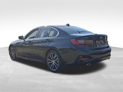 Used 2021 BMW 330i Sedan RWD image 4