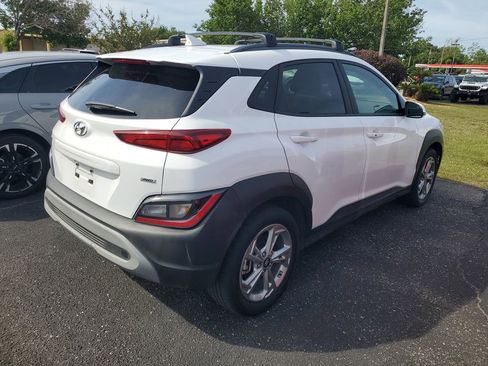 Used 2023 Hyundai Kona SEL image 4