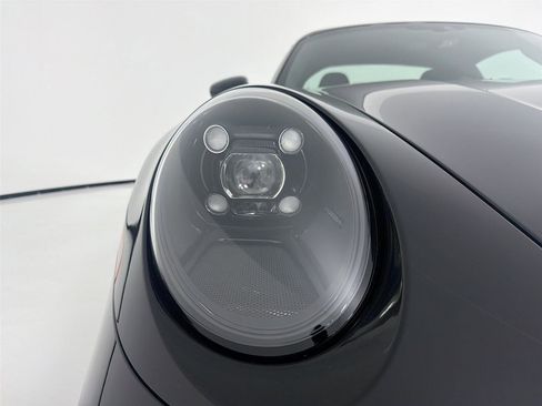 Certified 2023 Porsche 911 50th Anniversary Edition image 37