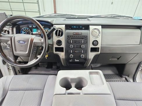 Used 2012 Ford F150 XLT w/ XLT Chrome Pkg image 25
