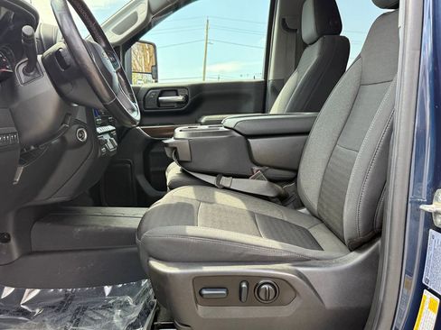 Used 2022 Chevrolet Silverado 2500 LT w/ Convenience Package AWD/4WD image 18