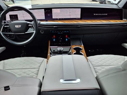Certified 2026 Cadillac Escalade Platinum Sport w/ LPO, ONYX Package AWD/4WD image 16
