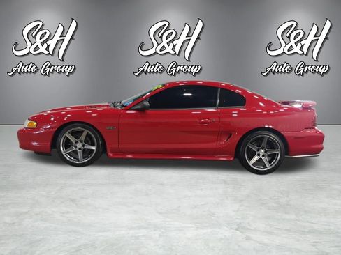 Used 1997 Ford Mustang GT RWD image 11