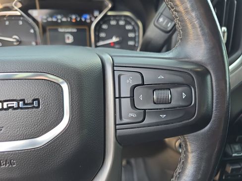Used 2022 GMC Sierra 3500 Denali AWD/4WD image 19
