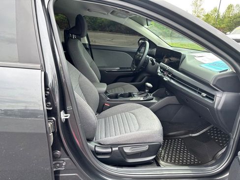 Used 2025 Kia K4 EX FWD image 20