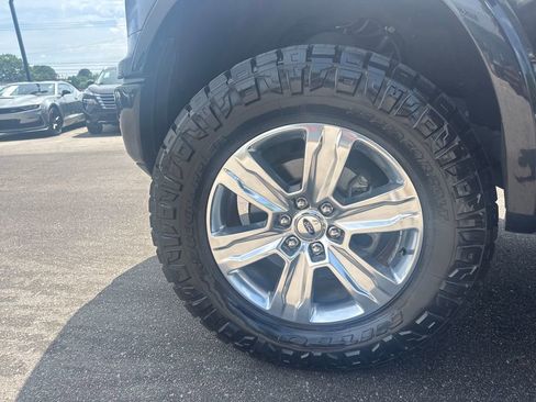 Used 2020 Ford F150 Platinum w/ Equipment Group 701A Luxury AWD/4WD image 30