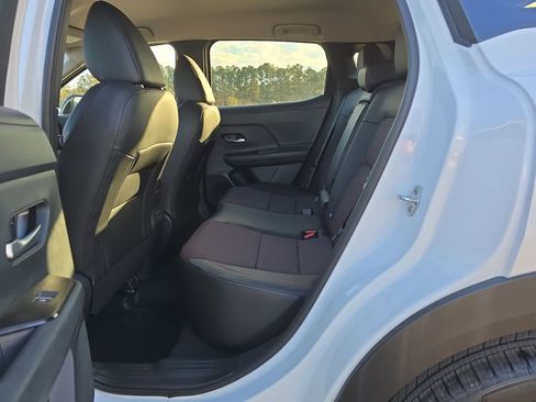 New 2026 Nissan Kicks SR w/ Cold Weather Package image 17